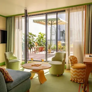 La Fantaisie 5*, Париж Франция